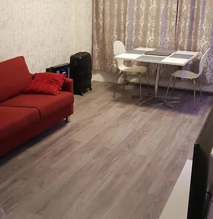 Hakaniemi Studio Apartment, City Centre