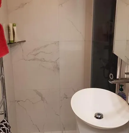 Hakaniemi Studio Apartment, City Centre Apartment Helsinki