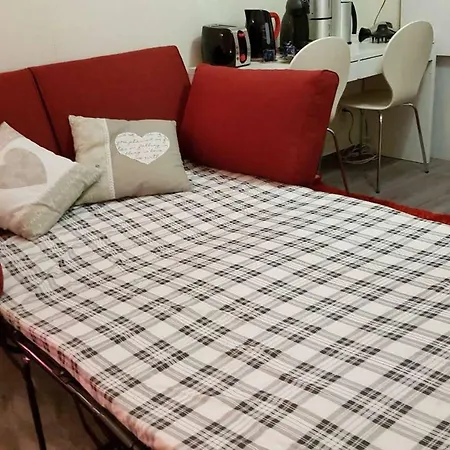 Hakaniemi Studio Apartment, City Centre Helsinki